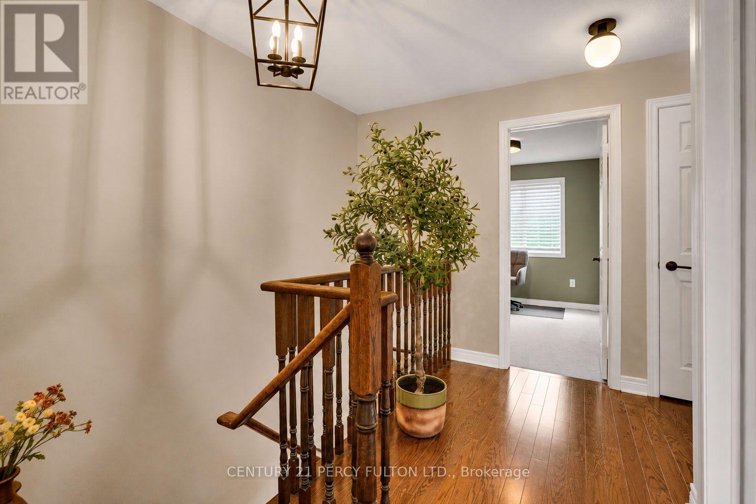 19 PEARCEY CRESCENT - 17