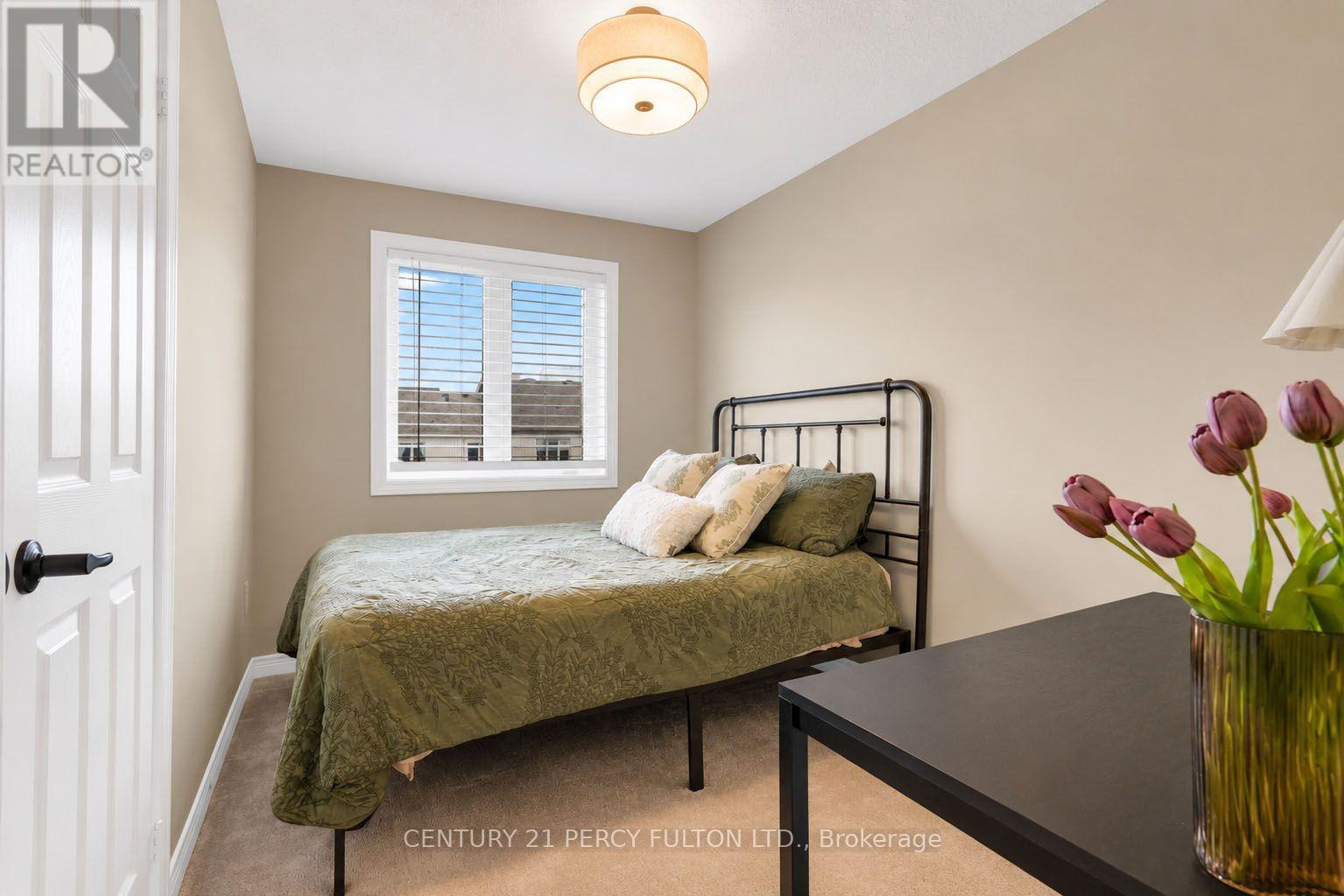 19 PEARCEY CRESCENT - 20