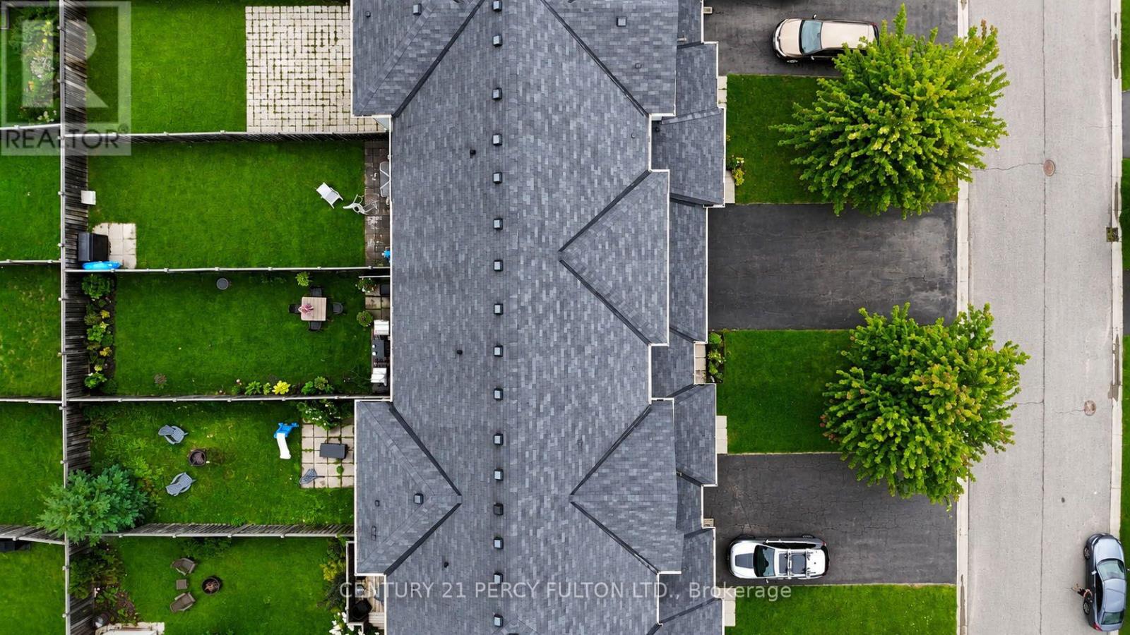 19 PEARCEY CRESCENT - 33