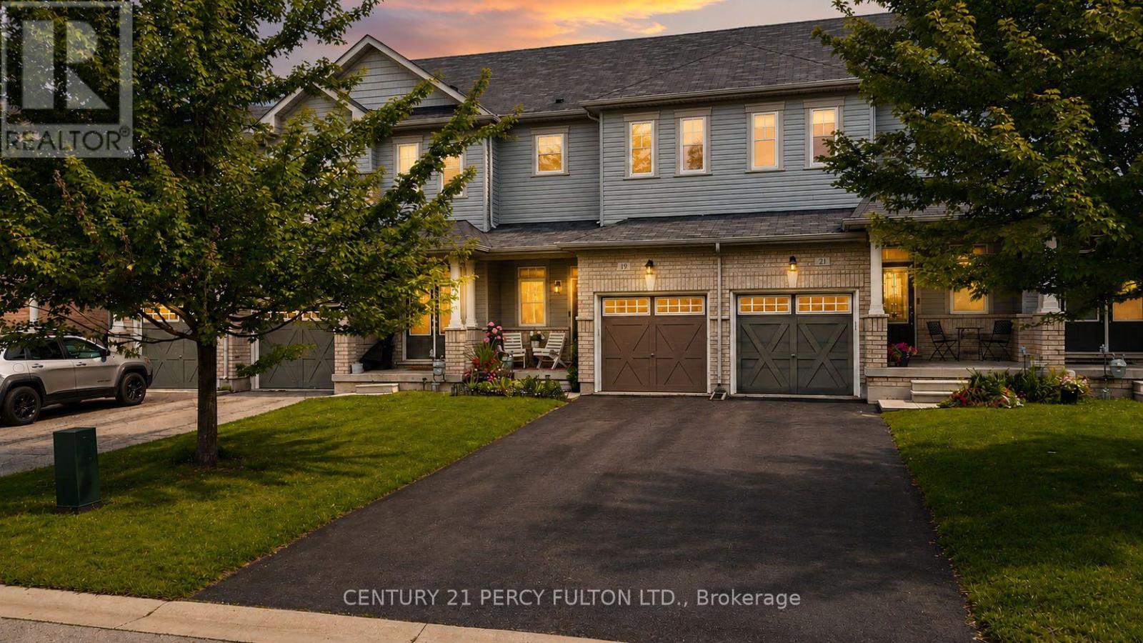 19 PEARCEY CRESCENT - 4
