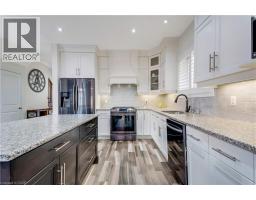 18 Crossbridge Avenue, Kitchener, ON N2A0J9 Photo 12