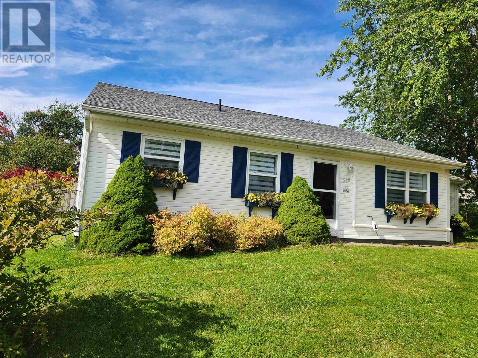 549 ROBERT CLEMENTS Drive - 2