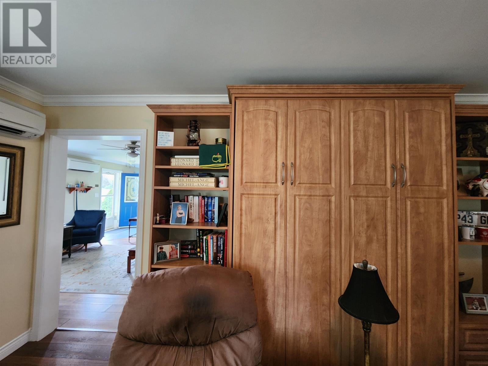 549 ROBERT CLEMENTS Drive - 20