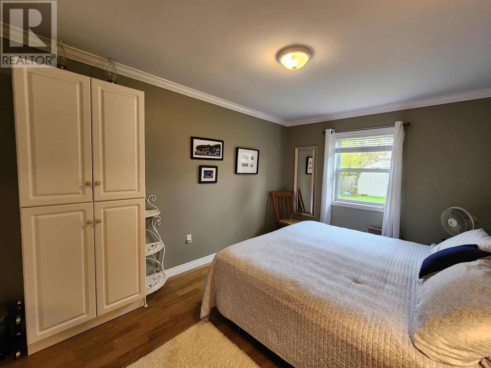 549 ROBERT CLEMENTS Drive - 35