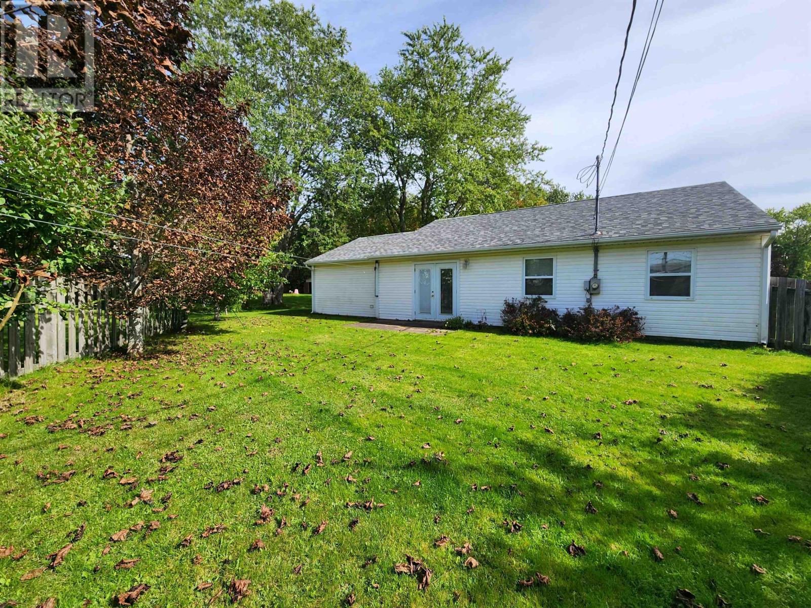 549 ROBERT CLEMENTS Drive - Image 5