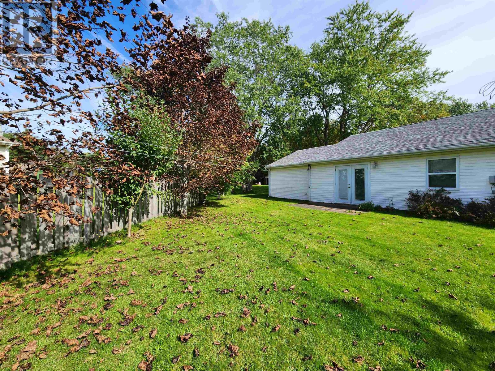 549 ROBERT CLEMENTS Drive - 6