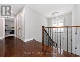 4 George Mckenzie Court, Toronto, ON M9M0E1 Photo 28