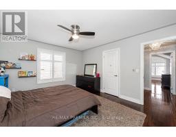 4 George Mckenzie Court, Toronto, ON M9M0E1 Photo 37