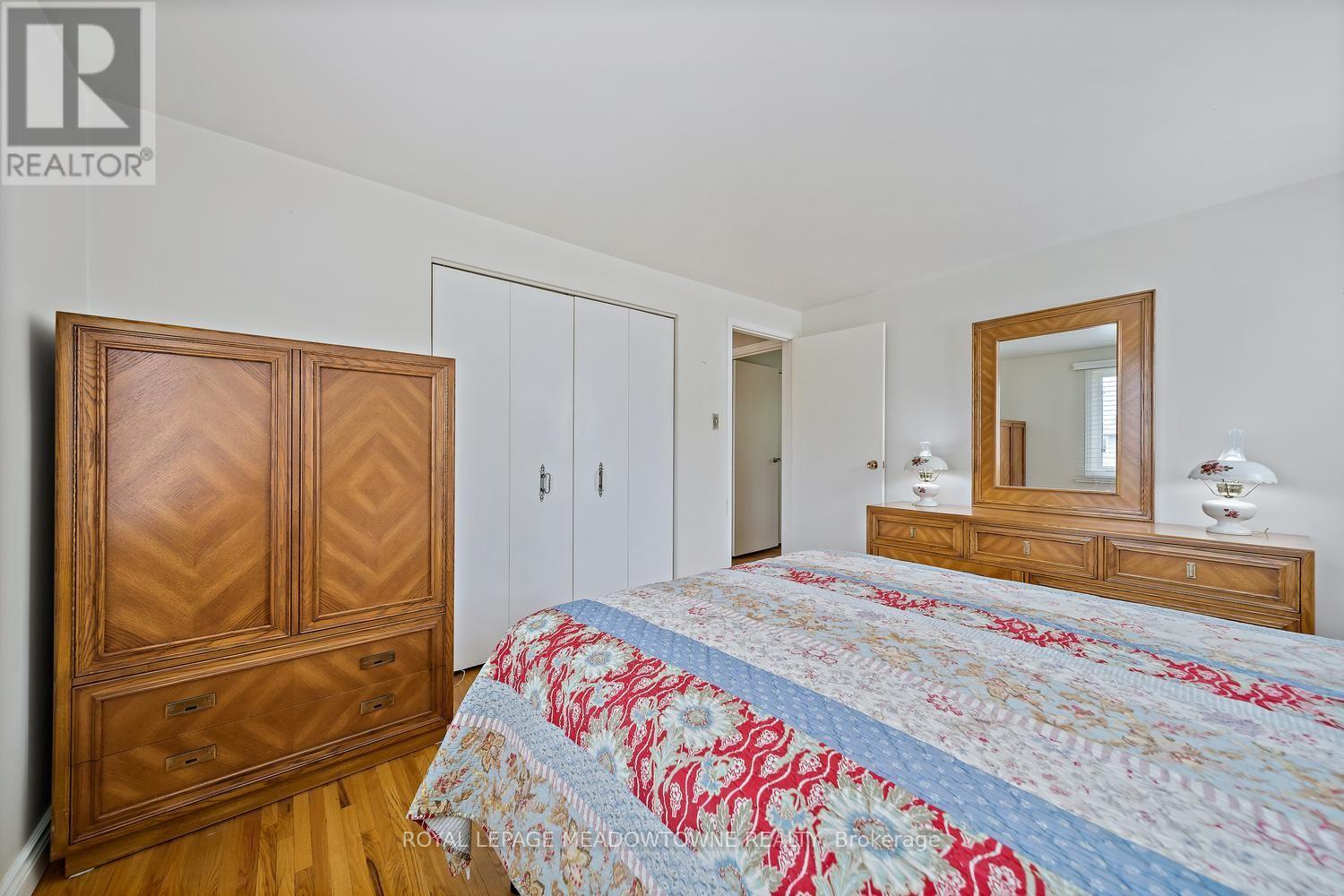 5 LUCINDA PLACE - 22