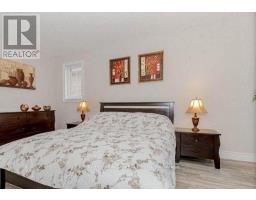 58 Summerdale Crescent, Brampton, ON L6X4V9 Photo 10