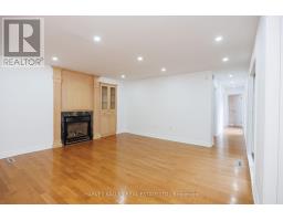 19 Blair Athol Crescent, Toronto, ON M9A1X6 Photo 14