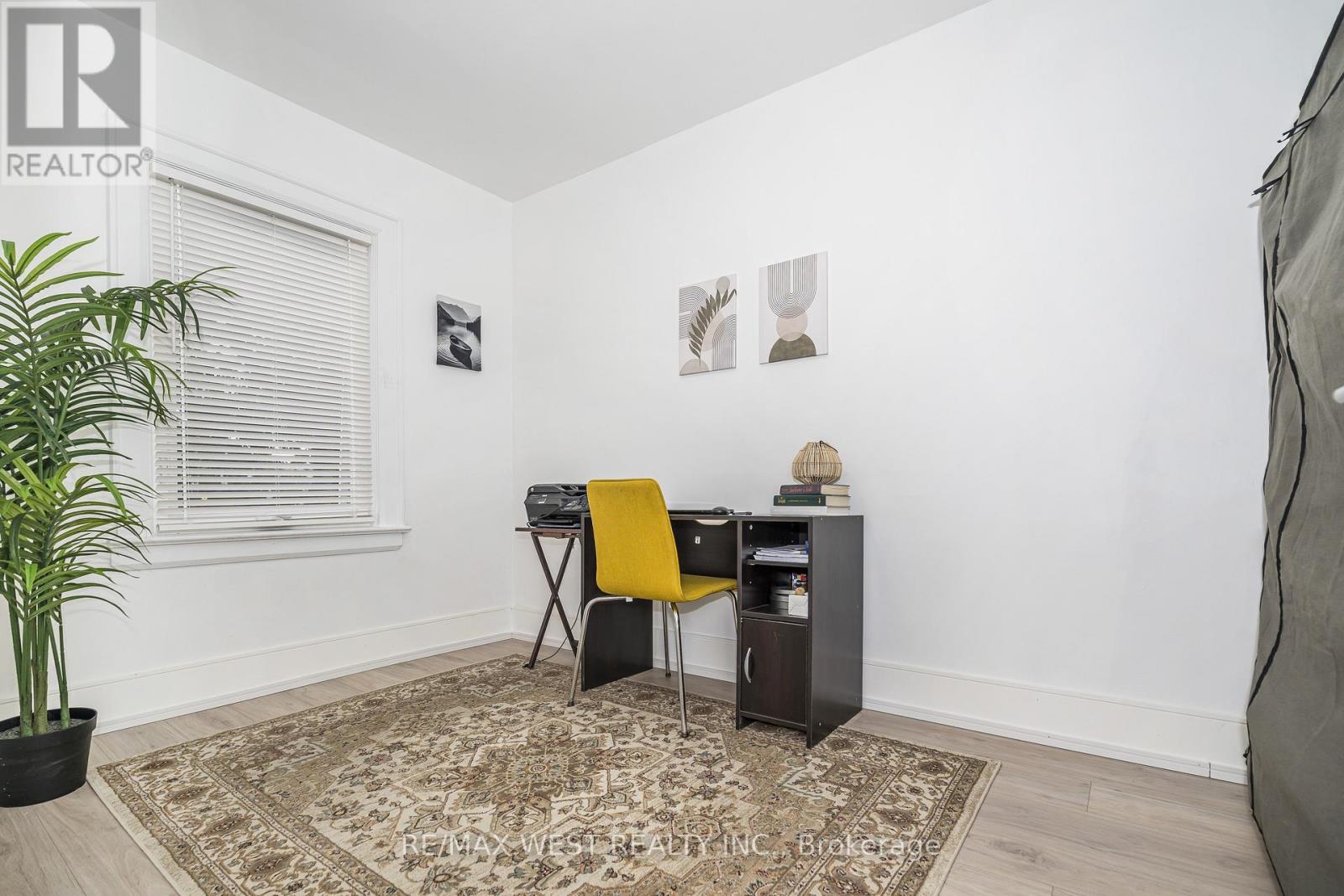 83 SCOTT ROAD - 12