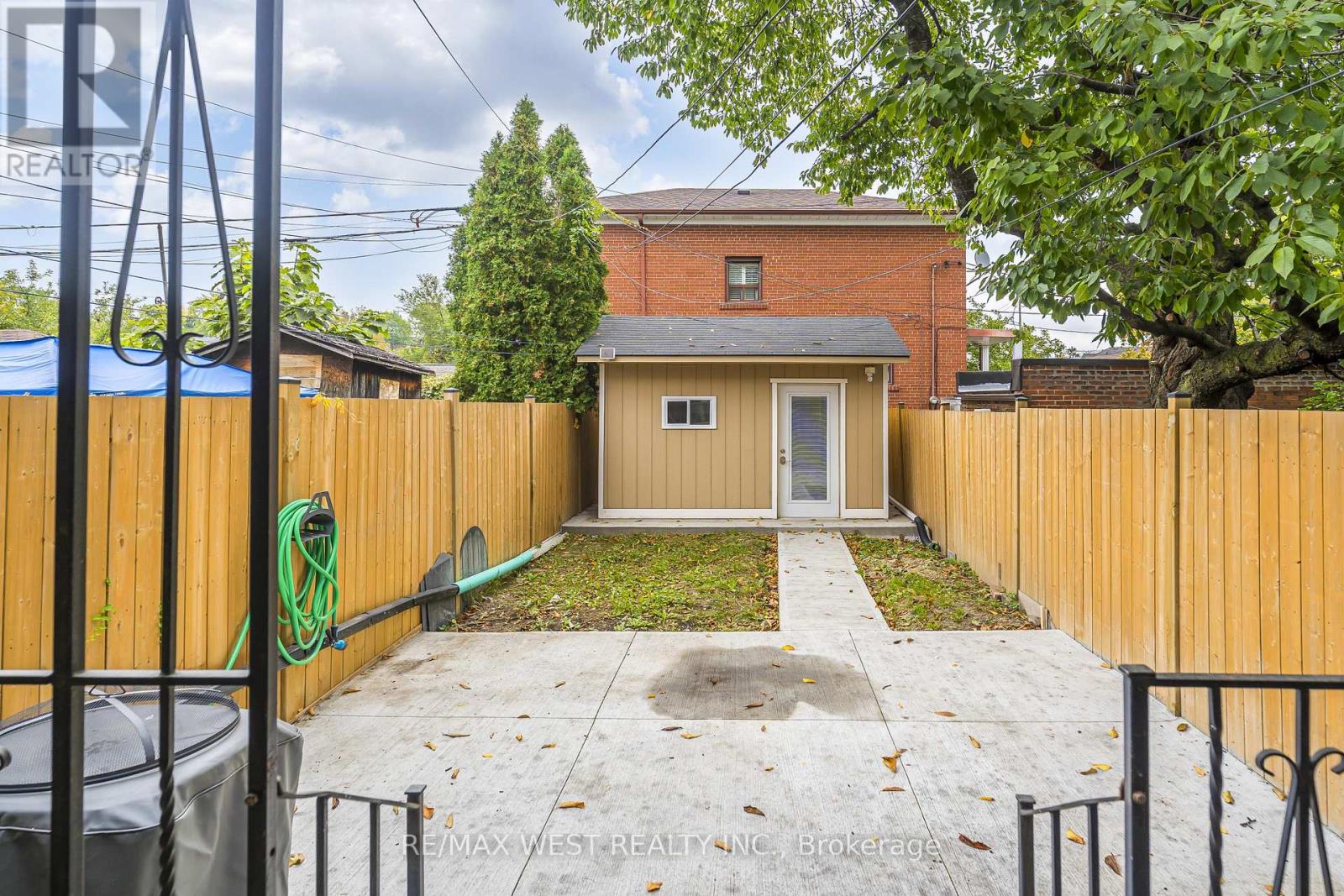 83 SCOTT ROAD - 20