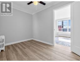 2260 Eglinton Avenue W, Toronto, ON M6E2L3 Photo 8