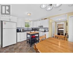 1047 Glen Forest Drive, Westville, NS B0K2A0 Photo 9