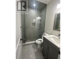 126 Degrey Drive, Brampton, ON L6P4L7 Photo 9