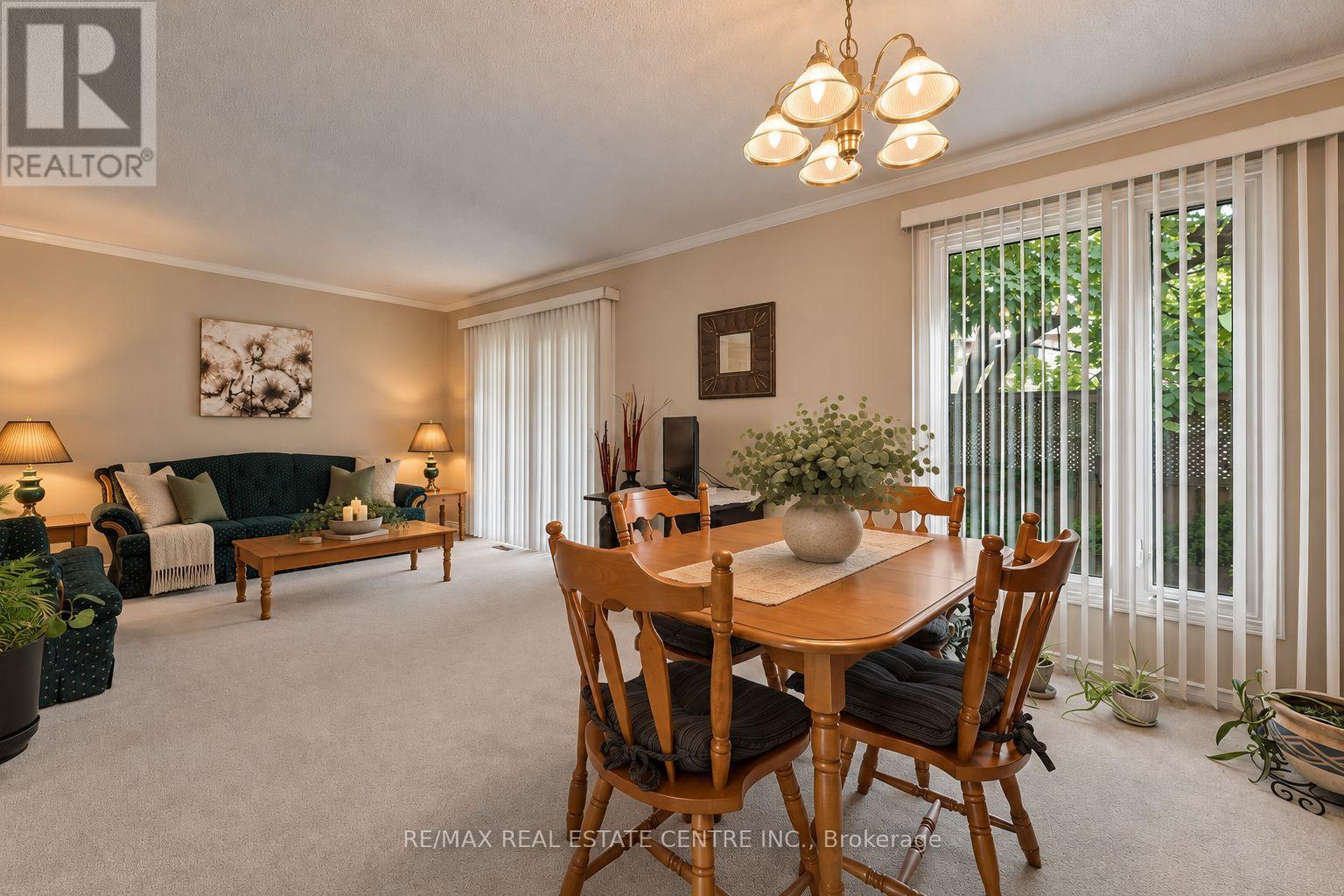 26 JAMESON CRESCENT - 9