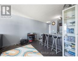 901 - 812 Lansdowne Avenue, Toronto, ON M6H4K5 Photo 7