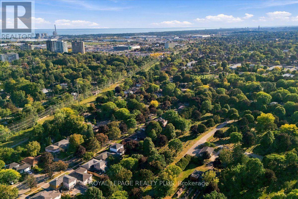 1865 BARSUDA DRIVE - 31