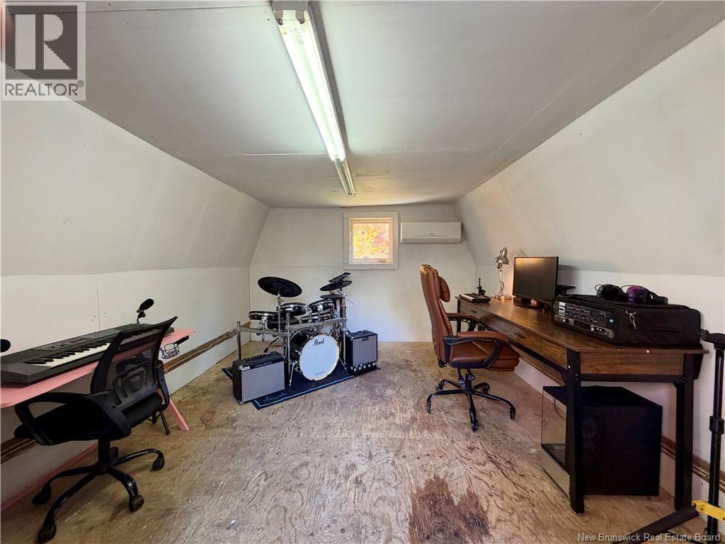 34 Tower Road - Image 41