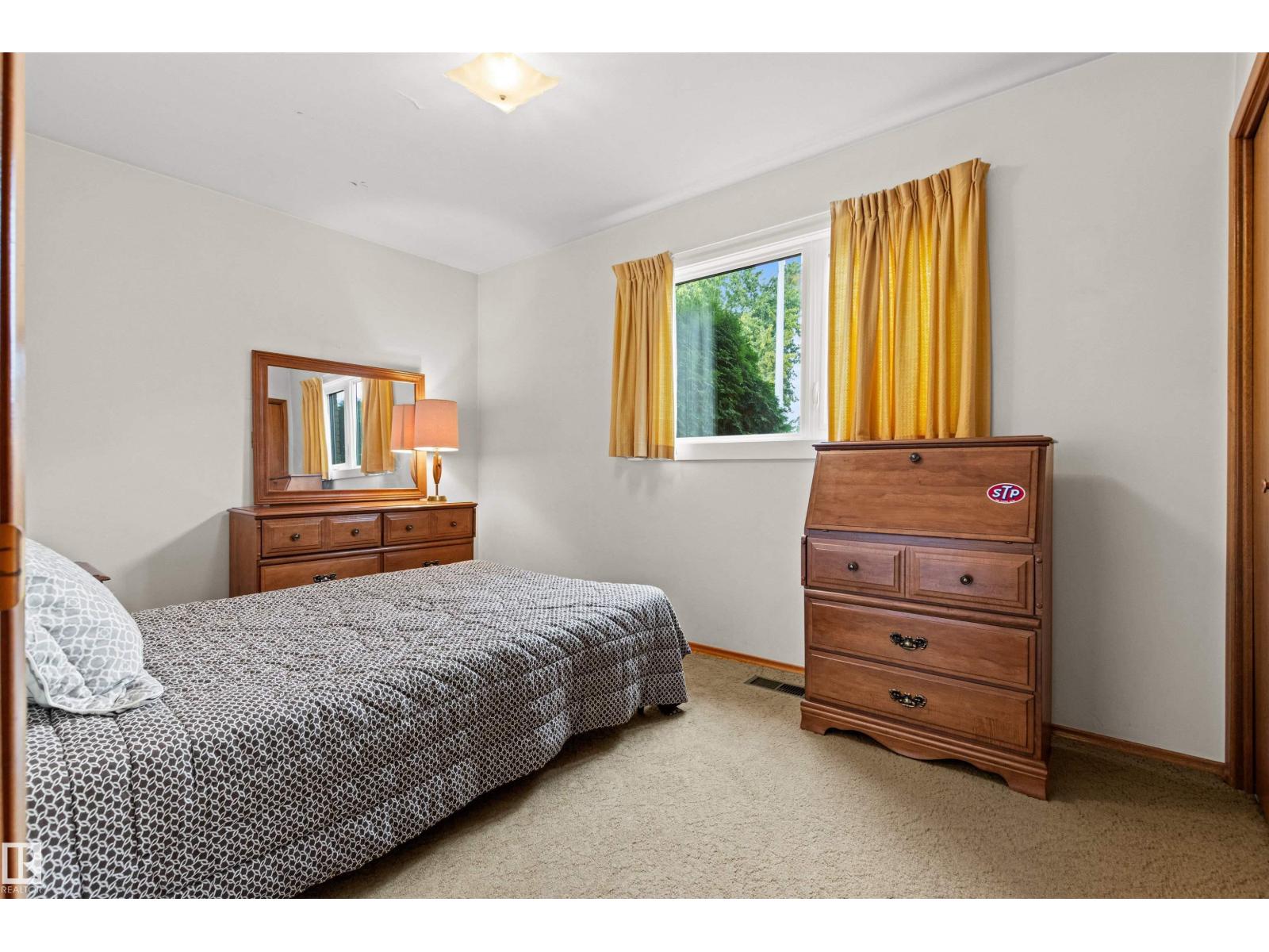 7211 140 AV NW - 27