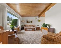 Recreation room - 7211 140 Av Nw, Edmonton, AB T5C2M6 Photo 7