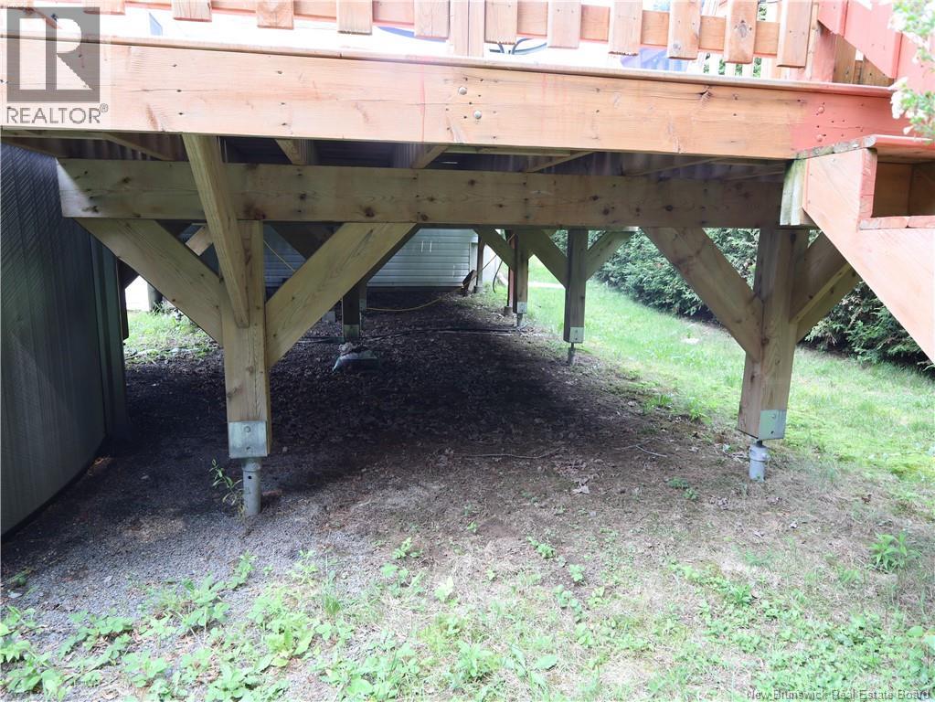 743 Waasis Road - Image 36