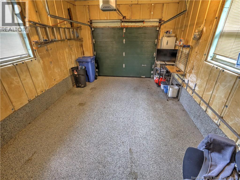 743 Waasis Road - 37