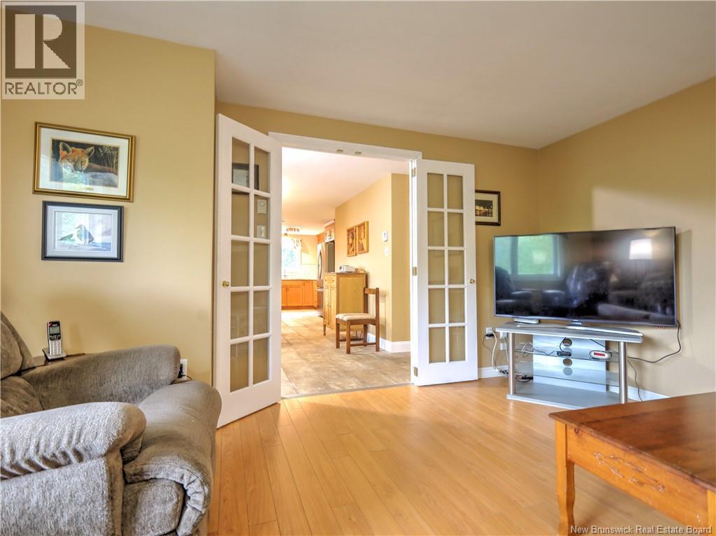 743 Waasis Road - Image 6
