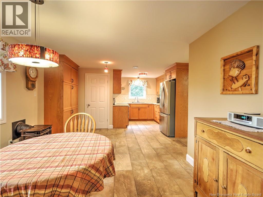 743 Waasis Road - Image 7