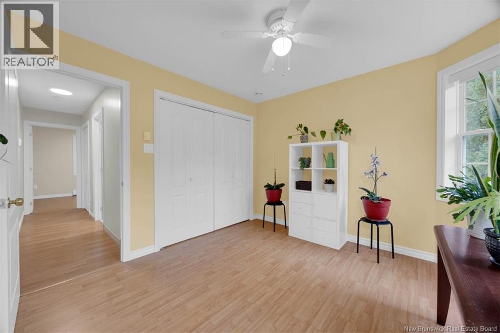 60 Eldersley Avenue - 25