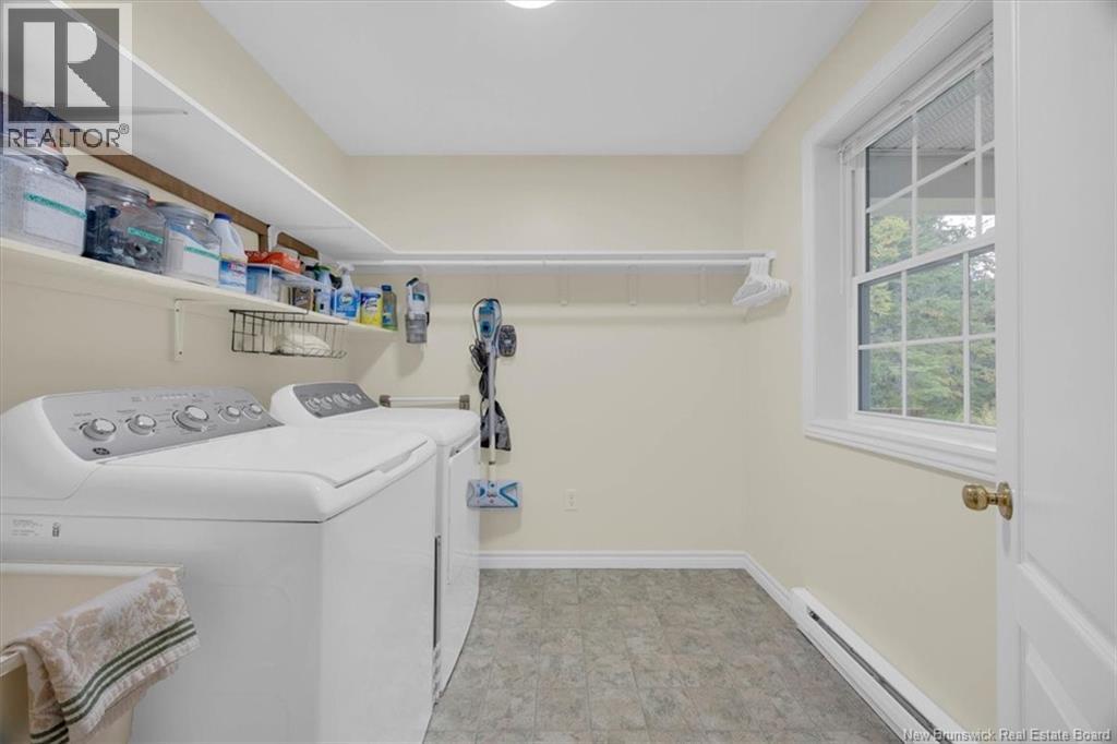 60 Eldersley Avenue - 32