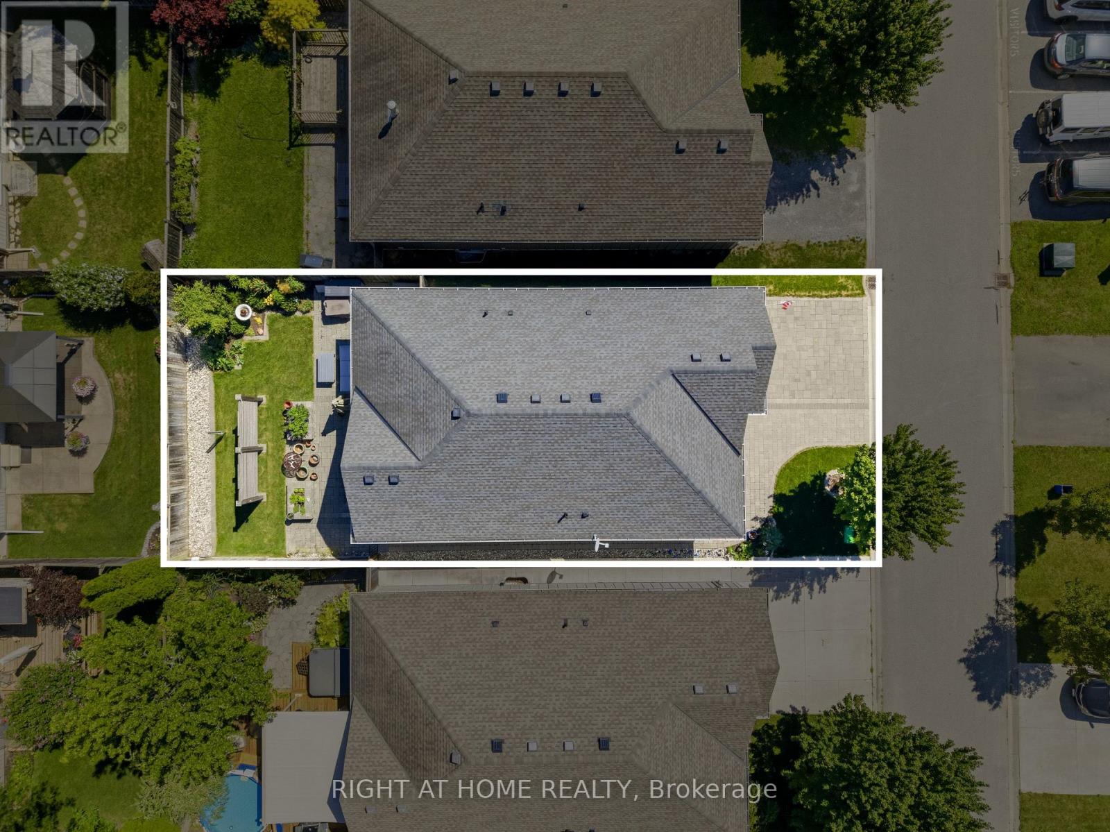25 RIESLING DRIVE - 37