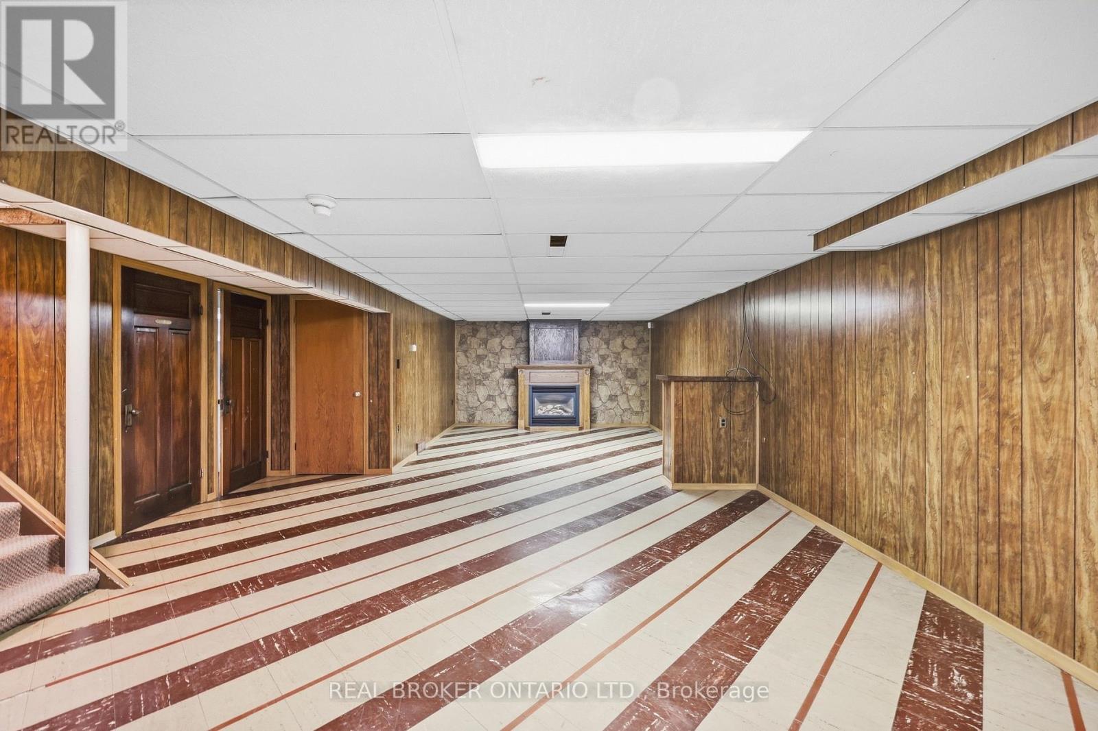 8 HILL PLACE - 26