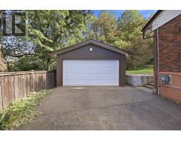 8 Hill Place, Hamilton, ON L8G2W3 Photo 31