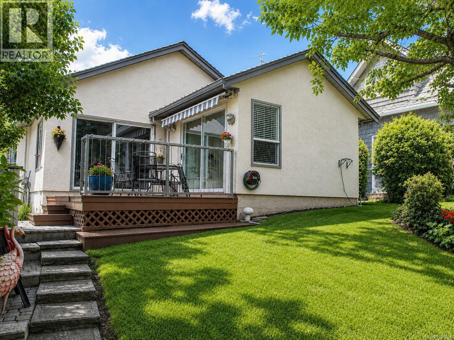#2 709 Luscombe Pl - 29