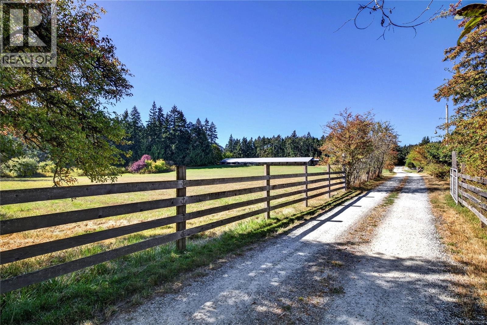 800 Lower Ganges Rd - Image 3