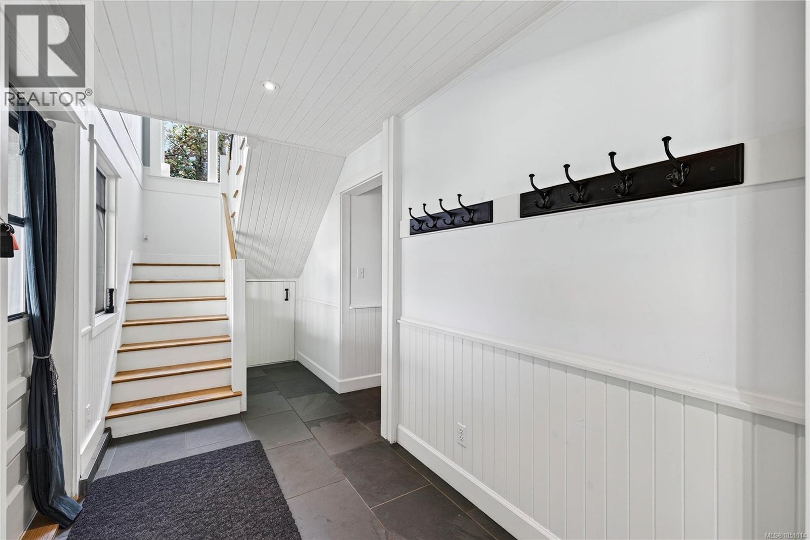 800 Lower Ganges Rd - Image 32
