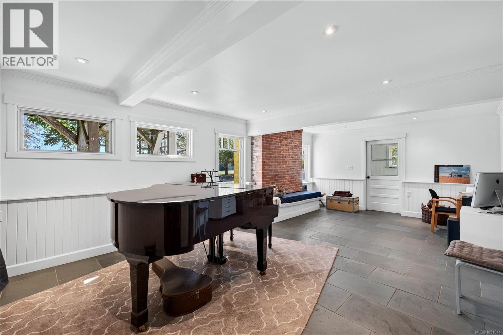 800 Lower Ganges Rd - Image 33