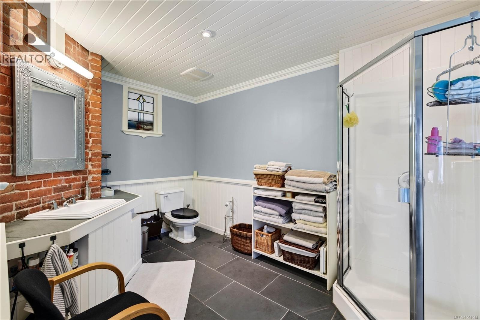800 Lower Ganges Rd - Image 39