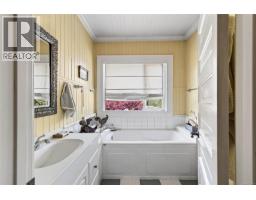 Storage - 800 Lower Ganges Rd, Salt Spring, BC V8K2N5 Photo 17