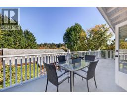 Porch - 800 Lower Ganges Rd, Salt Spring, BC V8K2N5 Photo 23