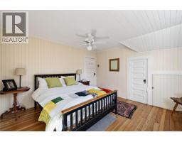 800 Lower Ganges Rd, Salt Spring, BC V8K2N5 Photo 29