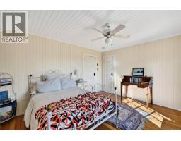 800 Lower Ganges Rd, Salt Spring, BC V8K2N5 Photo 31