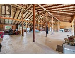 800 Lower Ganges Rd, Salt Spring, BC V8K2N5 Photo 57