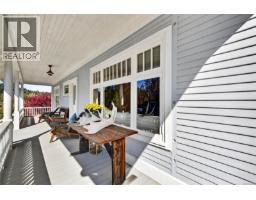 Sunroom - 800 Lower Ganges Rd, Salt Spring, BC V8K2N5 Photo 8
