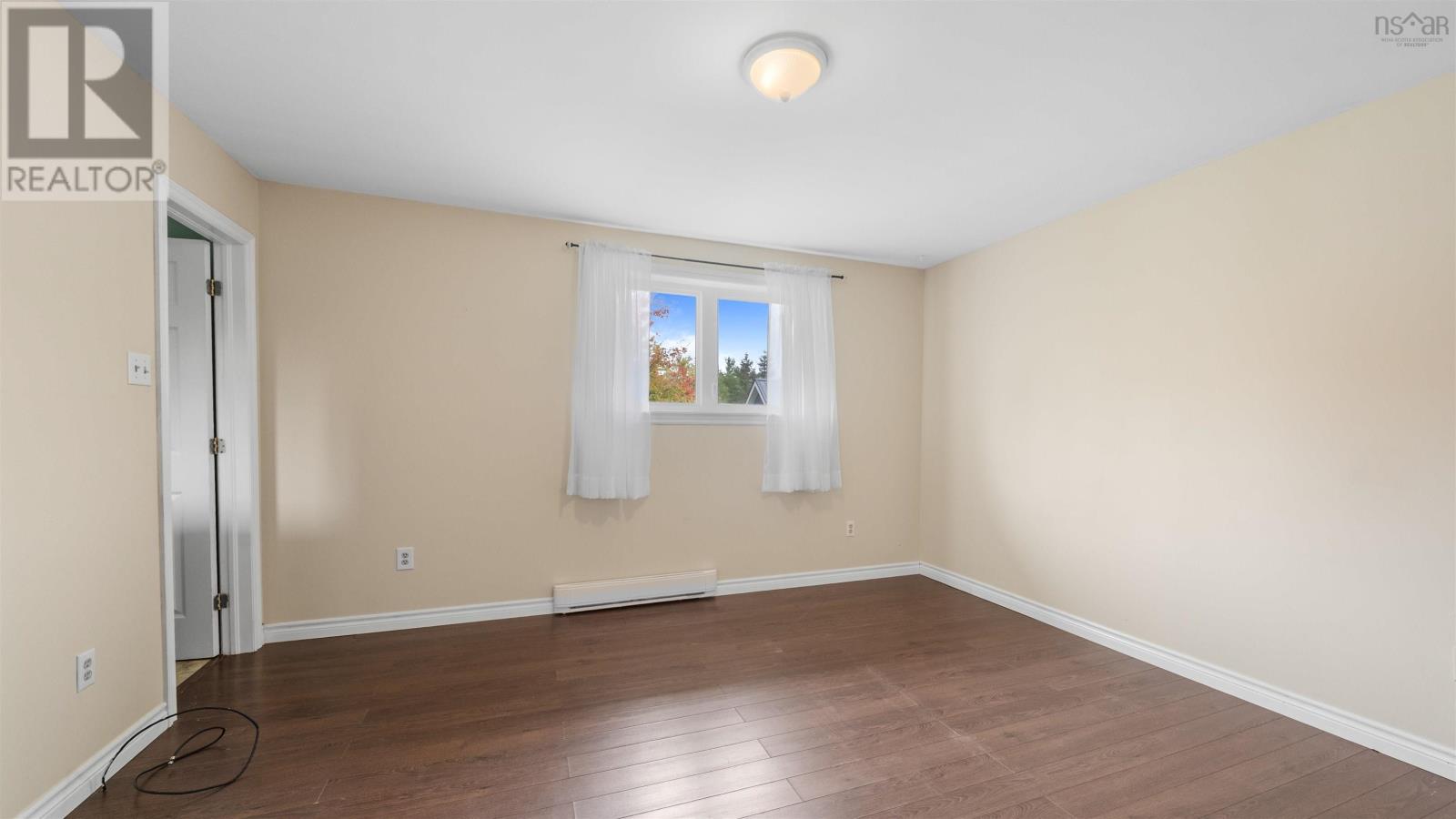 26 Poplar Drive - Image 23