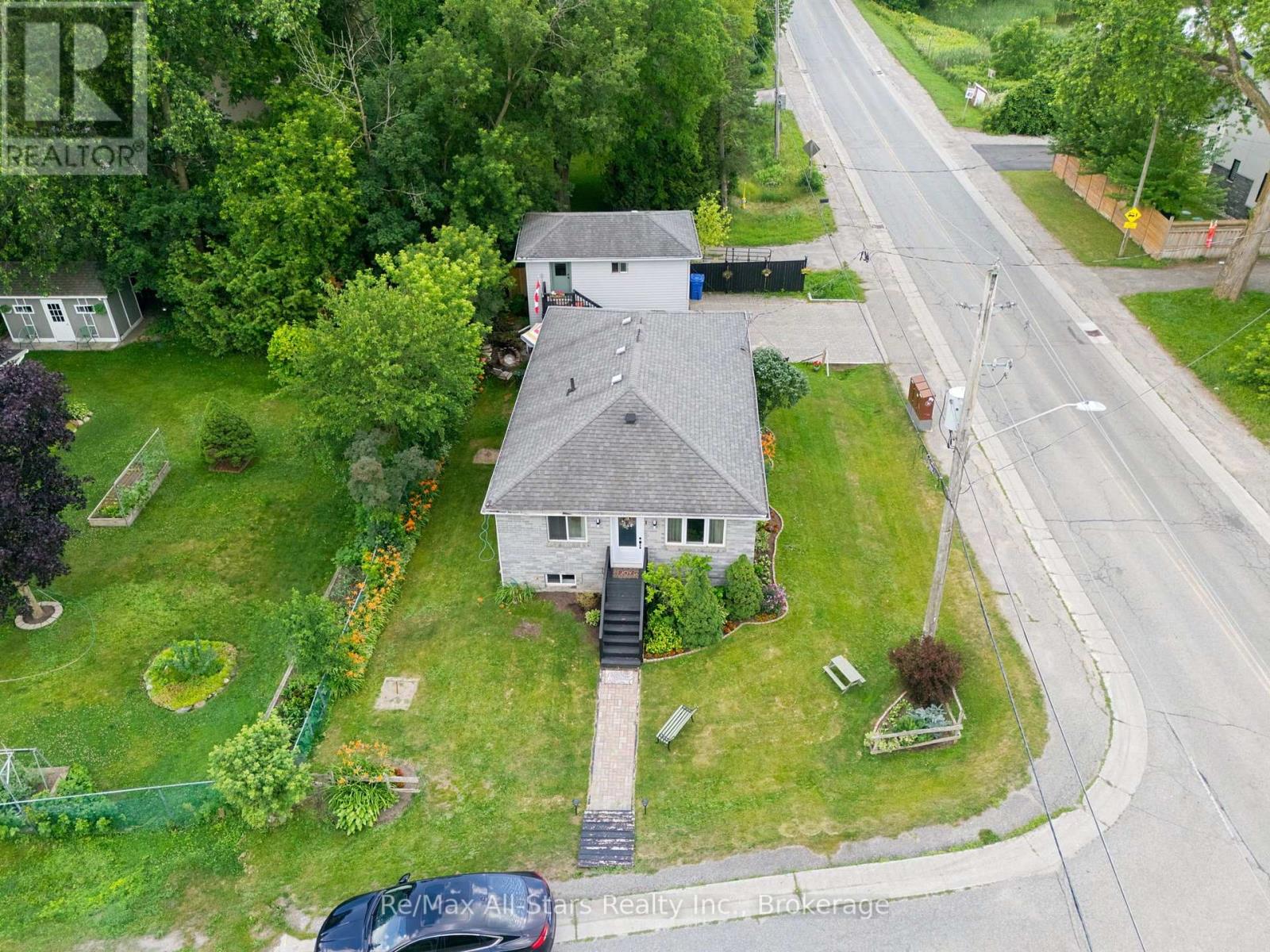 1 MAPLE GROVE STREET - Image 3