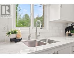 1 Maple Grove Street, Whitchurch Stouffville, ON L4A7X3 Photo 16