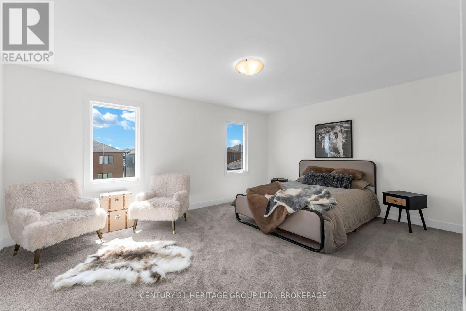 48 DUSENBURY DRIVE - Image 32